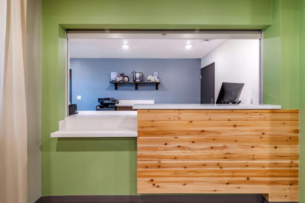 Woodspring Suites Brunswick Luaran gambar