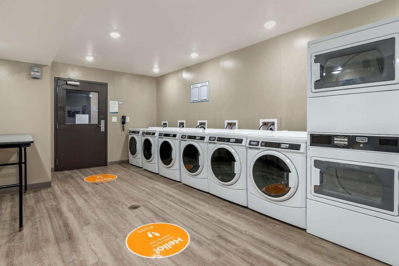 Woodspring Suites Brunswick Luaran gambar